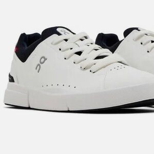 ON Roger Advantage White Midnight - Size 10.5